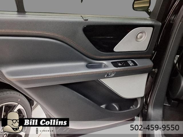 Photo of 2025 Black Metallic Lincoln Aviator