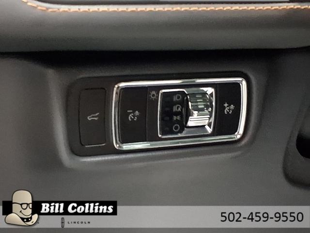 Photo of 2025 Black Metallic Lincoln Aviator