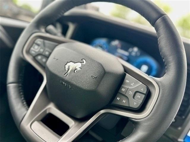 Photo of 2025 Blue Metallic Ford Bronco