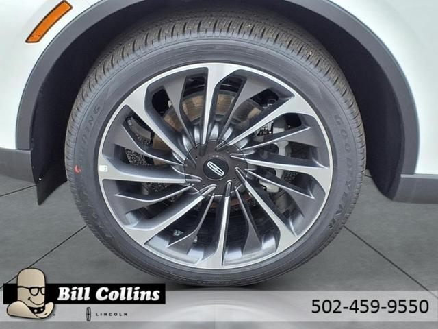 Photo of 2025 White Lincoln Aviator