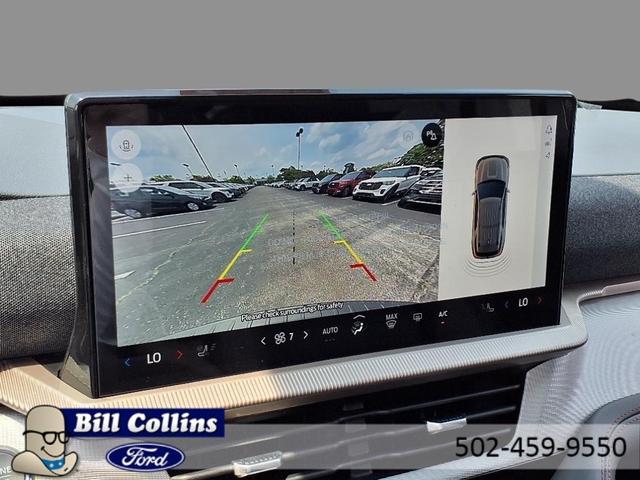 Photo of 2025 Black Ford Explorer