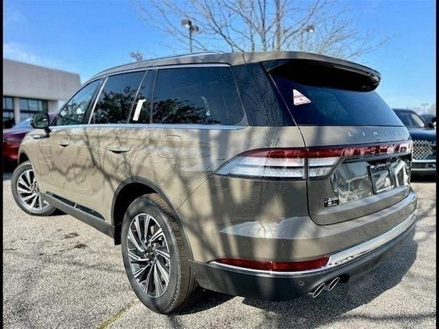 Photo of 2025 Harbor Gray Lincoln Aviator