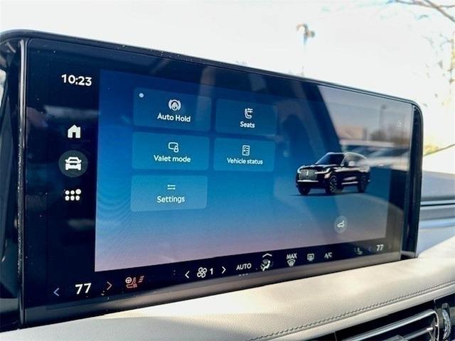 Photo of 2025 Harbor Gray Lincoln Aviator