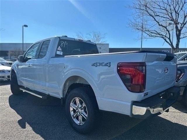 Photo of 2025 White Metallic Ford F-150