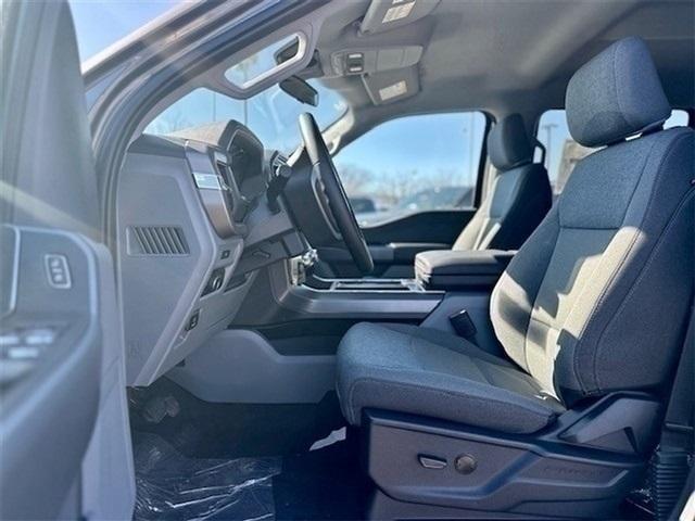 Photo of 2025 Gray Metallic Ford F-150