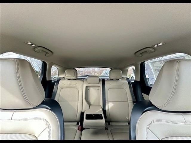 Photo of 2025 Crystal White Lincoln Corsair
