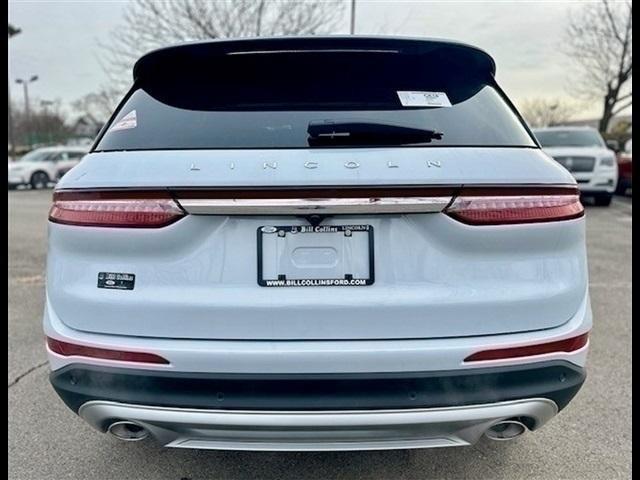Photo of 2025 Crystal White Lincoln Corsair