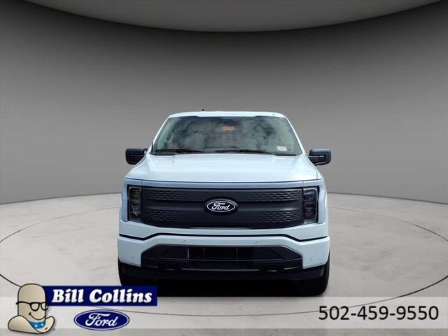 Photo of 2025 Oxford White Ford F-150 Lightning