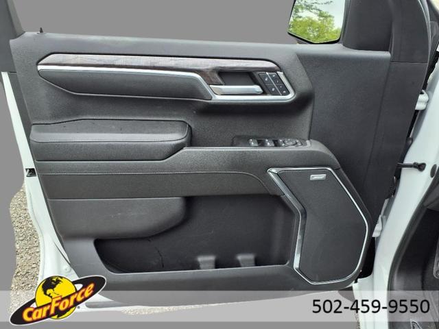 Photo of 2022 Summit White Chevrolet Silverado 1500