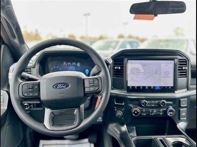 Photo of 2025 Gray Metallic Ford F-150
