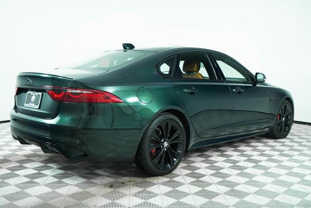 Photo of 2024 British Racing Green Jaguar XF