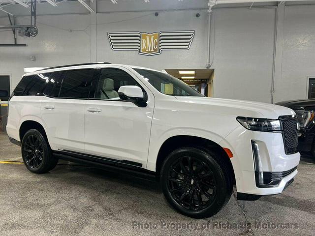 Photo of 2024 Crystal White Tricoat Cadillac Escalade