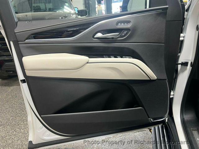 Photo of 2024 Crystal White Tricoat Cadillac Escalade