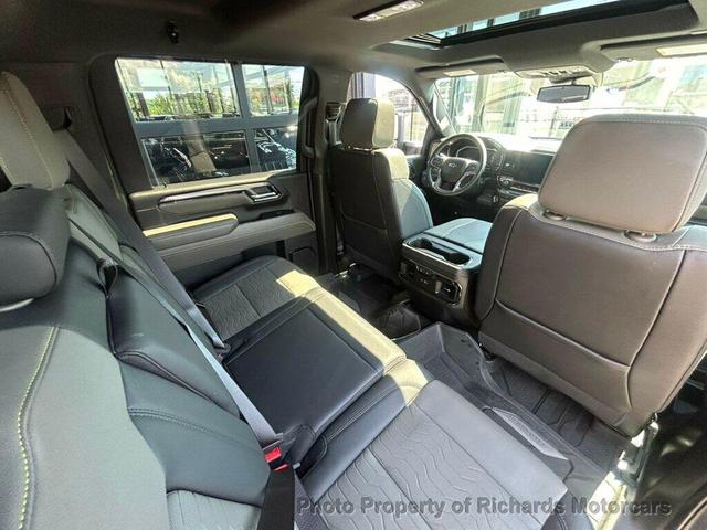Photo of 2024 Black Chevrolet Silverado 2500