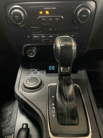 Photo of 2021 Cyber Orange Metallic Tricoat Ford Ranger