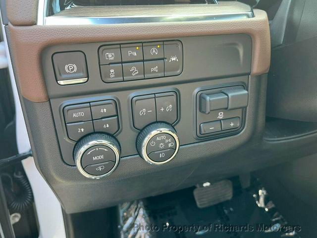 Photo of 2025 Iridescent Pearl Tricoat Chevrolet Tahoe