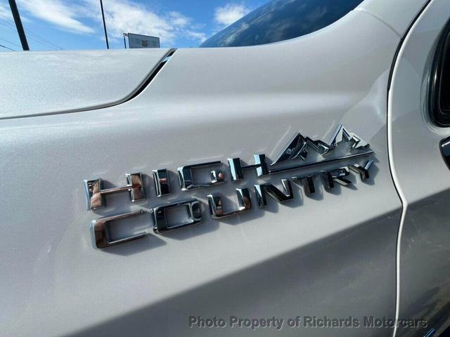 Photo of 2025 Iridescent Pearl Tricoat Chevrolet Tahoe