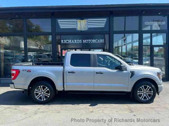 Photo of 2023 Iconic Silver Metallic Ford F-150