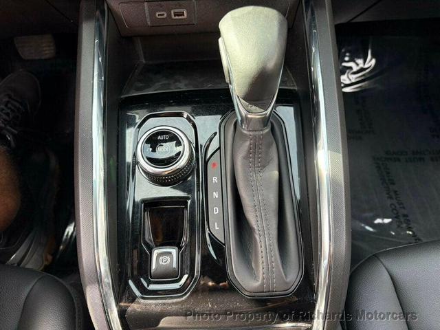 Photo of 2023 Sterling Metallic GMC Canyon