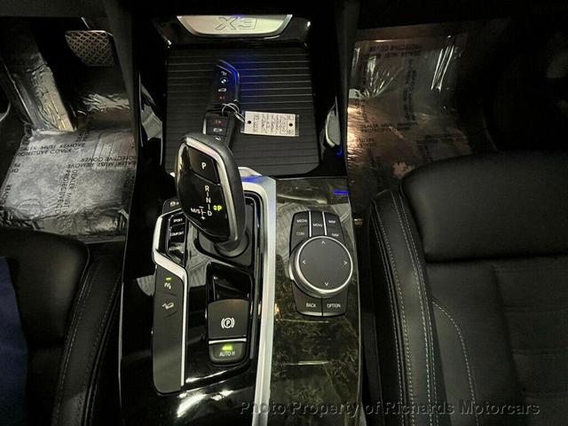 Photo of 2020 Carbon Black Metallic BMW X3