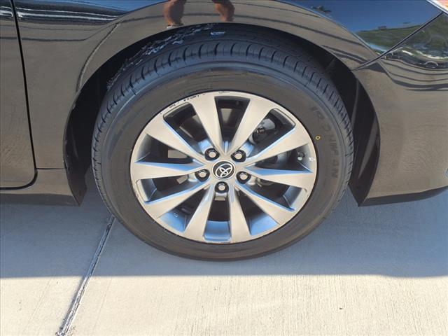 Photo of 2015 Attitude Black Toyota Camry Hybrid