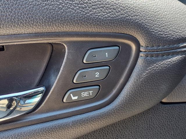 Photo of 2014 Crystal Black Pearl Acura RDX