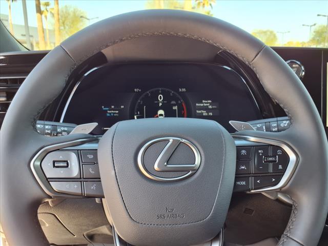 Photo of 2025 Eminent White Pearl Lexus RX 350