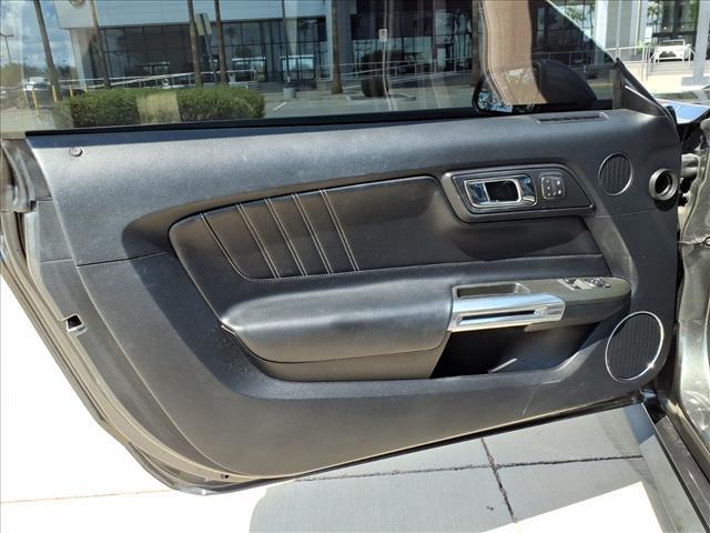 Photo of 2015 Magnetic Metallic Ford Mustang