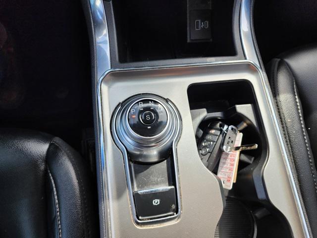 Photo of 2023 Red Metallic Ford Edge
