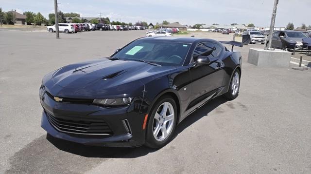 Photo of 2018 Black Chevrolet Camaro