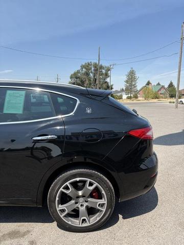 Photo of 2017 Black Maserati Levante