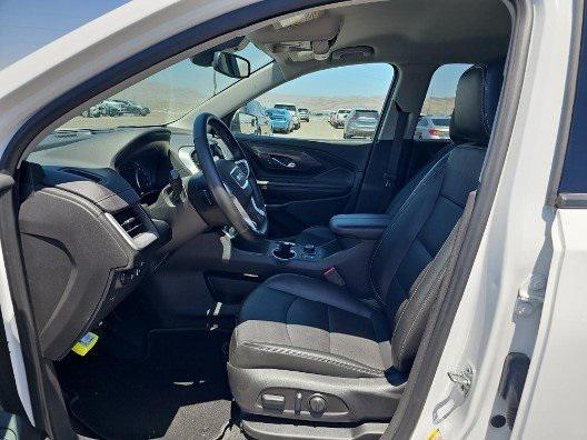 Photo of 2024 Summit White GMC Terrain