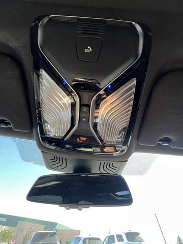 Photo of 2019 White Metallic BMW 750