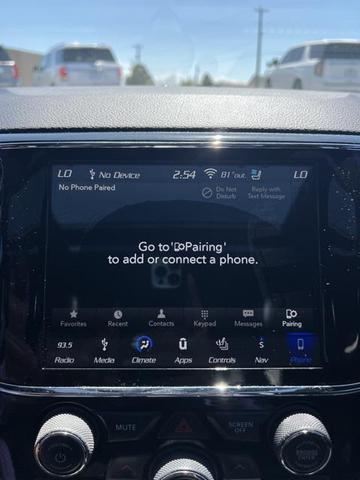 Photo of 2019 Granite Crystal Metallic Clearcoat Jeep Grand Cherokee