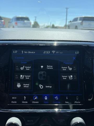 Photo of 2019 Granite Crystal Metallic Clearcoat Jeep Grand Cherokee