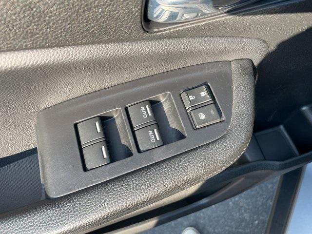 Photo of 2020 Lunar Silver Metallic Honda Pilot