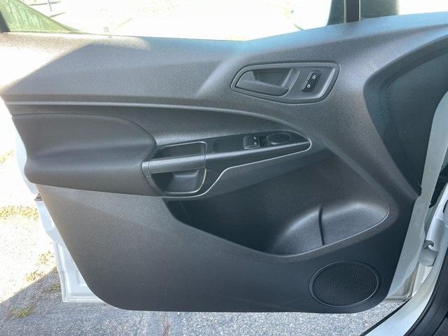 Photo of 2017 Frozen White Ford Transit Connect