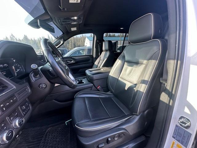 Photo of 2021 White Frost Tri-Coat GMC Yukon
