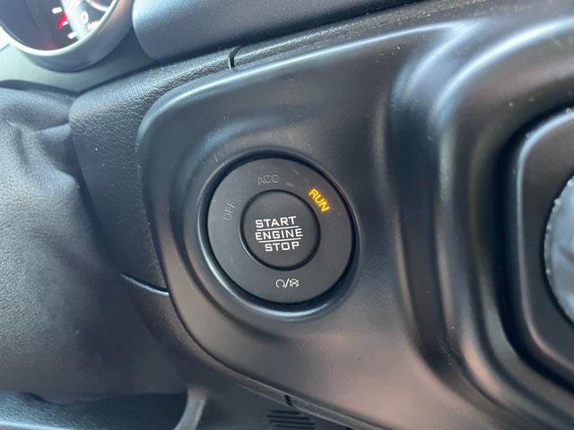 Photo of 2021 Snazzberry Pearlcoat Jeep Gladiator