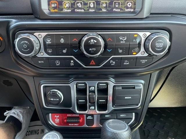 Photo of 2021 Snazzberry Pearlcoat Jeep Gladiator
