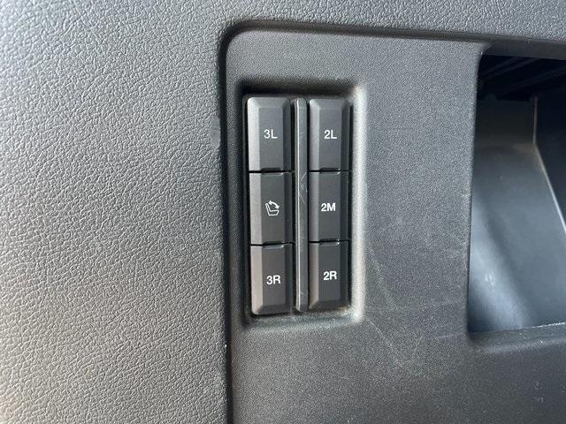 Photo of 2022 Oxford White Ford Expedition Max