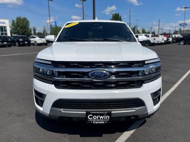 Photo of 2022 Oxford White Ford Expedition Max