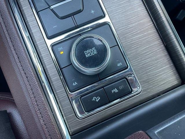 Photo of 2022 Oxford White Ford Expedition Max
