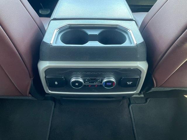 Photo of 2022 Oxford White Ford Expedition Max