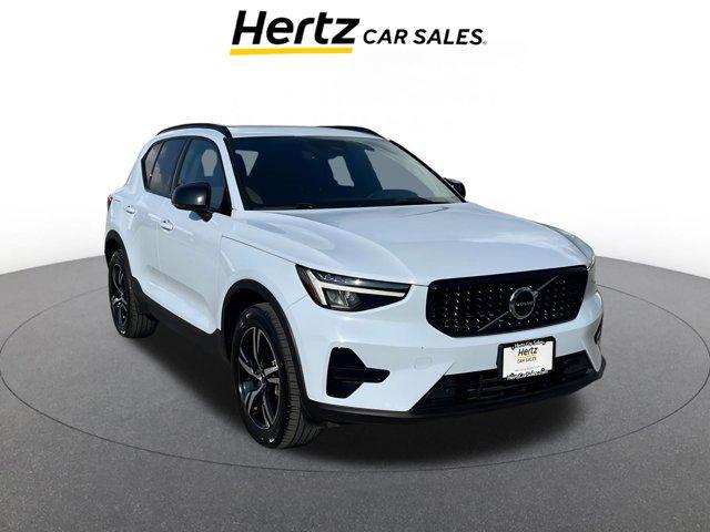 2024 Volvo XC40