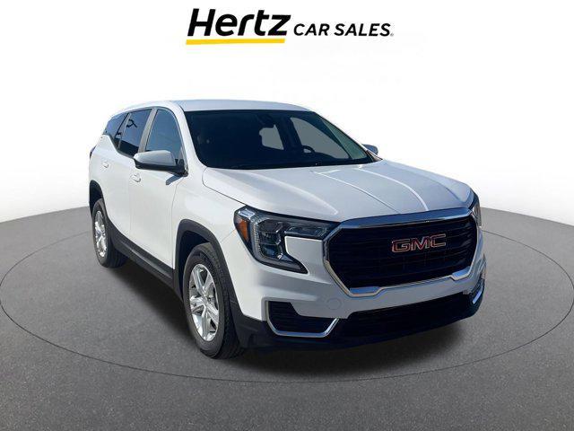 Photo of 2024 Summit White GMC Terrain