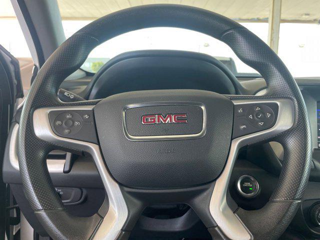 Photo of 2024 Summit White GMC Terrain