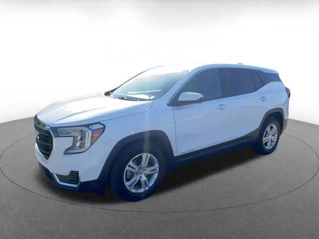 Photo of 2024 Summit White GMC Terrain