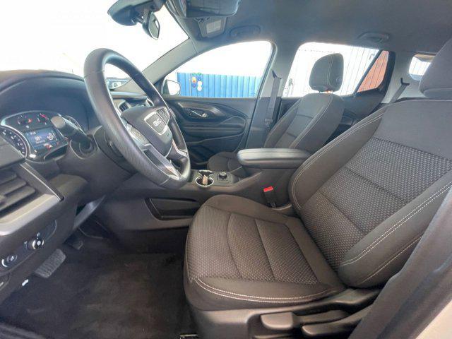 Photo of 2024 Summit White GMC Terrain