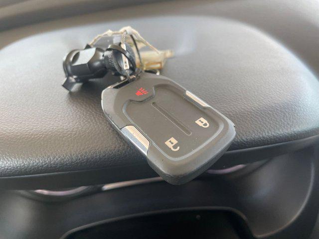 Photo of 2024 Summit White GMC Terrain